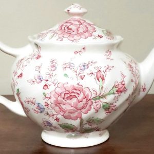 English tea w pot