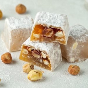 Turkish delight w hazelnut