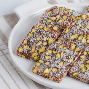 Cezerye with pistachio