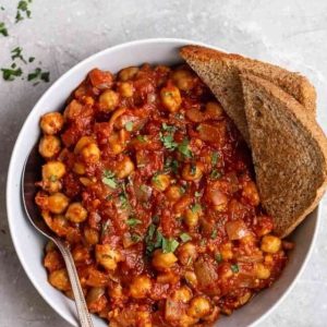 Chickpeas in Tomate Sauce
